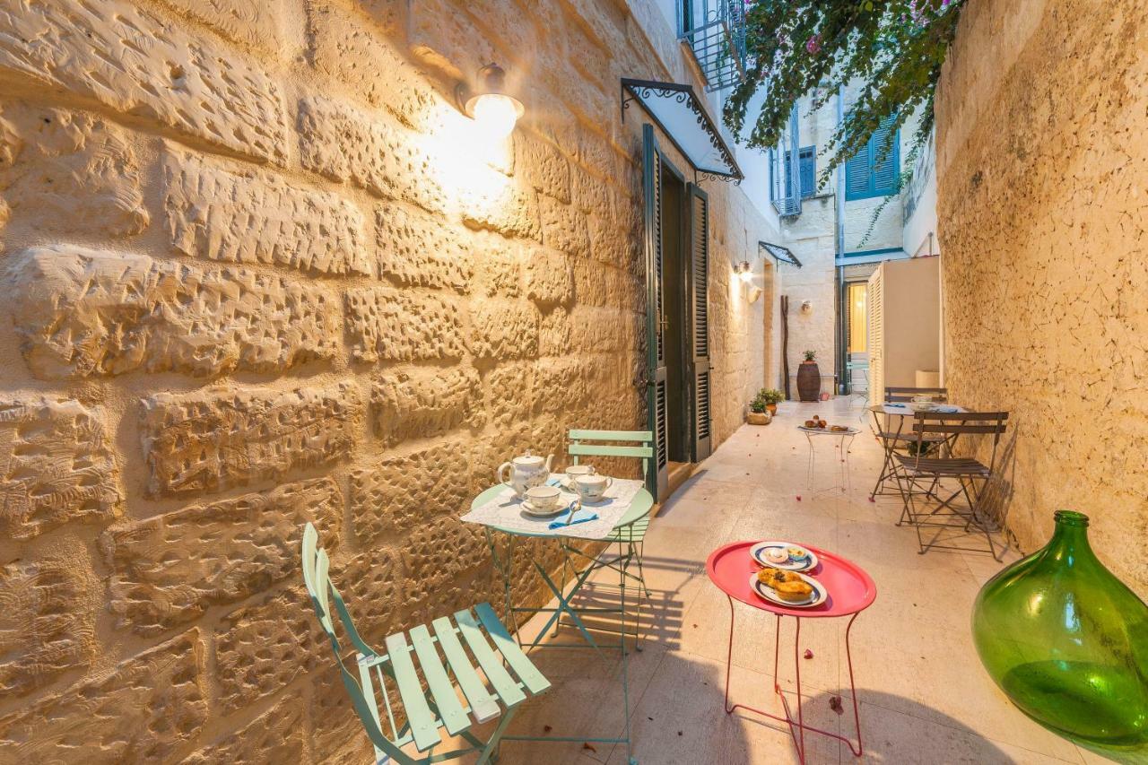 La Luna In Cortile Lecce Dış mekan fotoğraf