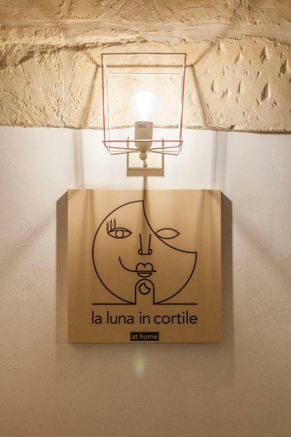 La Luna In Cortile Lecce Dış mekan fotoğraf